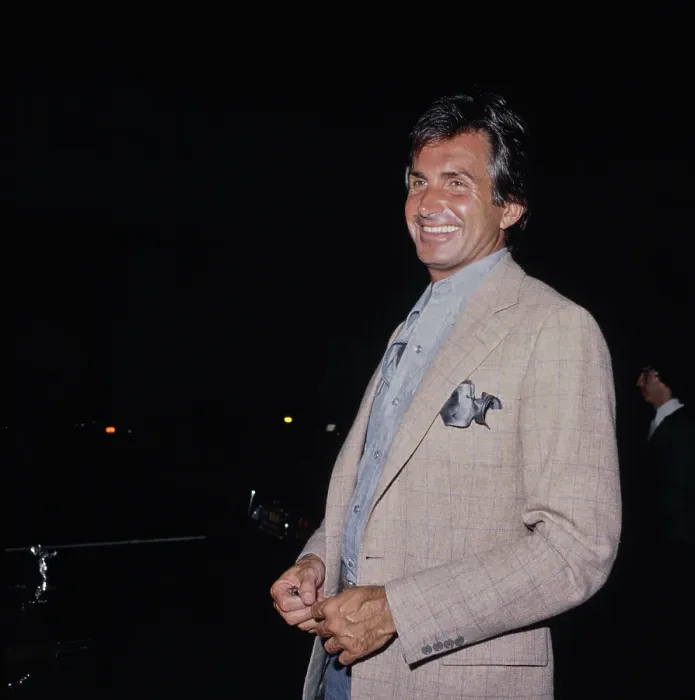 Framed Print : George Hamilton, American Actor Framed Print : George Hamilton, American Actor
