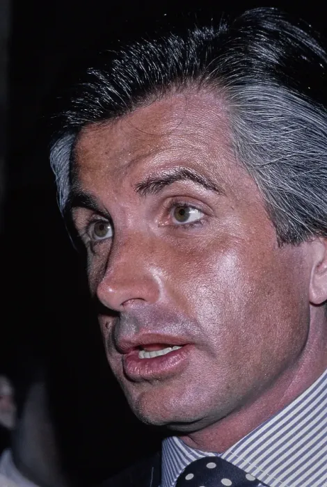Framed Print : George Hamilton, American Actor Framed Print : George Hamilton, American Actor