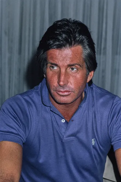 Framed Print : George Hamilton, American Actor Framed Print : George Hamilton, American Actor
