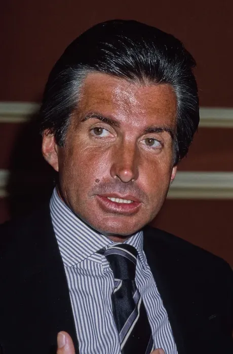 Framed Print : George Hamilton, American Actor Framed Print : George Hamilton, American Actor