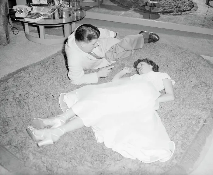 Framed Print : George Stevens Directing Liz Taylor