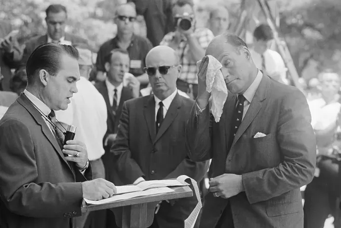 Framed Print : George Wallace with Nicholas Katzenback
