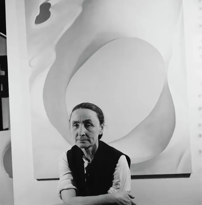 Framed Print : Georgia O'Keeffe Framed Print : Georgia O'Keeffe