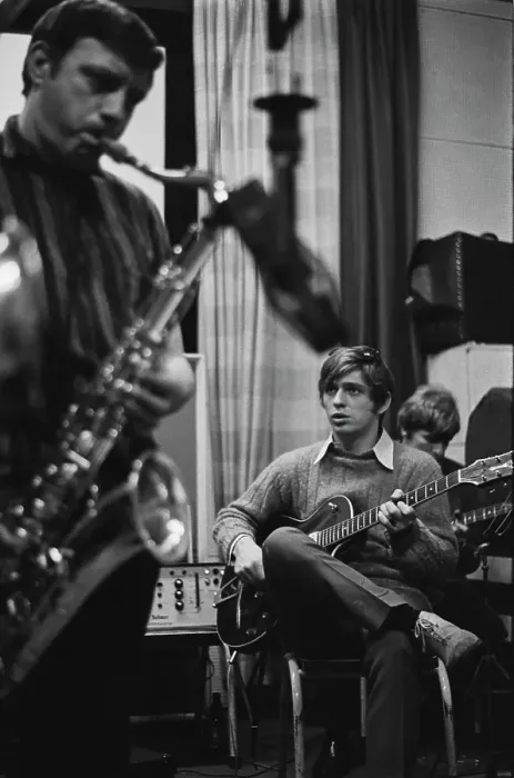 Framed Print : Georgie Fame In New York Framed Print : Georgie Fame In New York