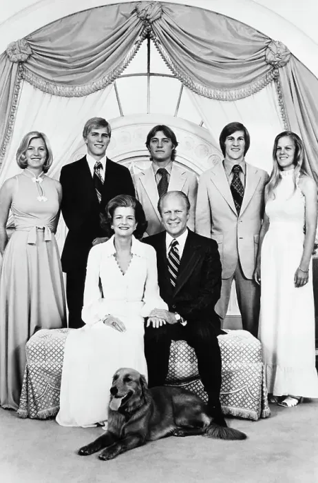 Framed Print : Gerald Ford and Family in White House Framed Print : Gerald Ford and Family in White House