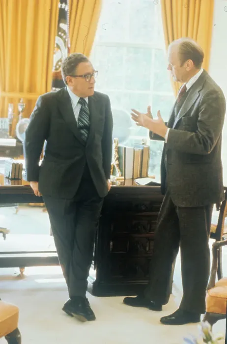 Framed Print : Gerald Ford and Henry Kissinger Talking Framed Print : Gerald Ford and Henry Kissinger Talking