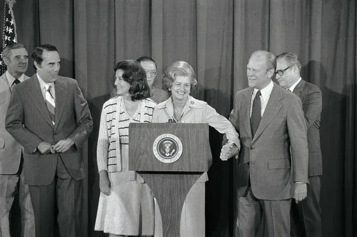 Framed Print : Gerald Ford with Wife and Mrs. Dole Framed Print : Gerald Ford with Wife and Mrs. Dole