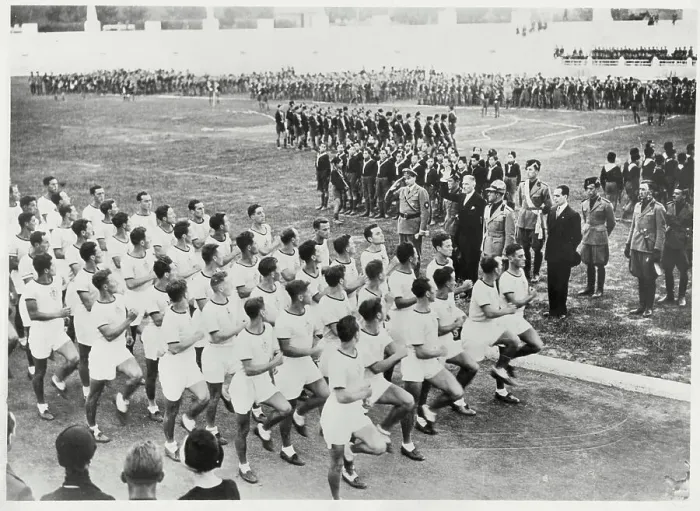 Framed Print : German Chancellor Observing Runners Framed Print : German Chancellor Observing Runners
