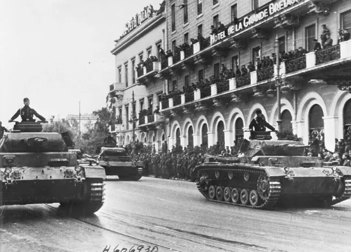 Framed Print : German Tanks Rumbling Through Streets