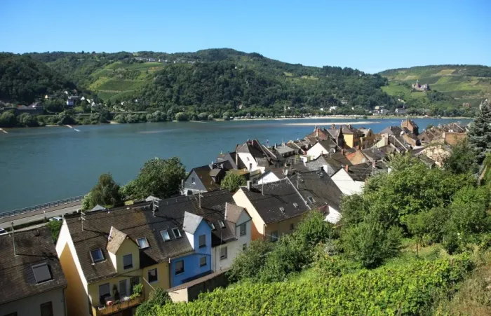 Framed Print : Germany, Rhineland-Palatinate (Rheinland-Pfalz), Lorch, Upper Middle Rhine Valley, UNESCO World Heritage Framed Print : Germany, Rhineland-Palatinate (Rheinland-Pfalz), Lorch, Upper Middle Rhine Valley, UNESCO World Heritage