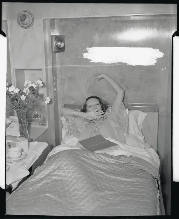 Framed Print : Gertrude Lawrence Yawning in Bed Framed Print : Gertrude Lawrence Yawning in Bed