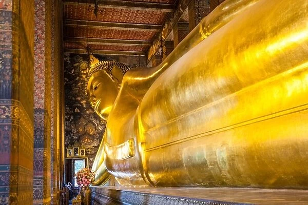 The giant reclining Buddha, Wat Pho temple Bangkok