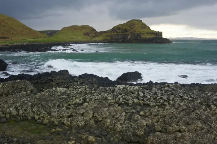 Framed Print : The Giants Causeway - North Ireland - United Kingdom