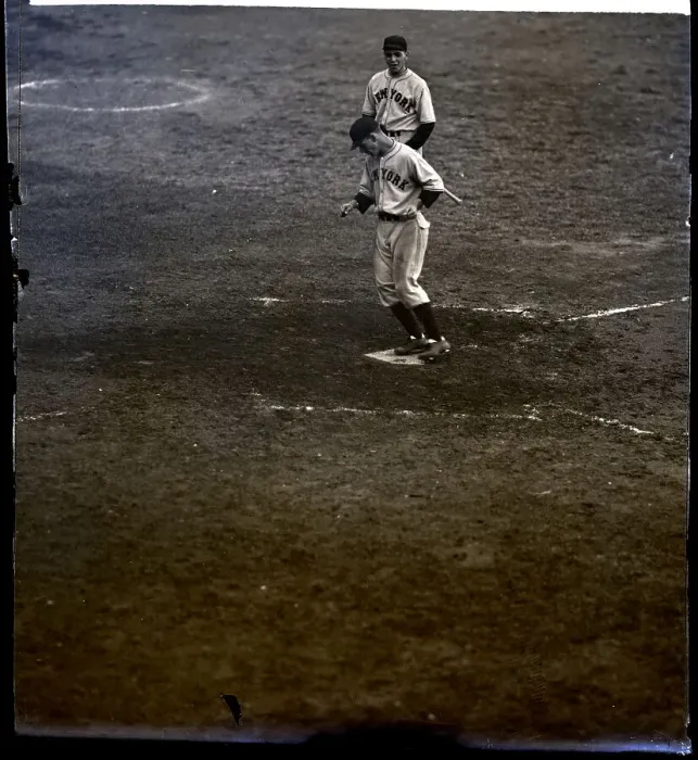 Framed Print : Giants Player Standing On Base Framed Print : Giants Player Standing On Base