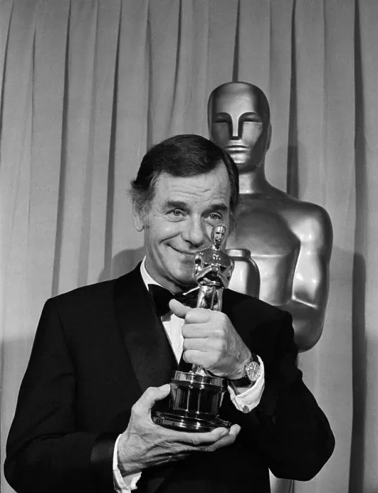 Framed Print : Gig Young And His Award