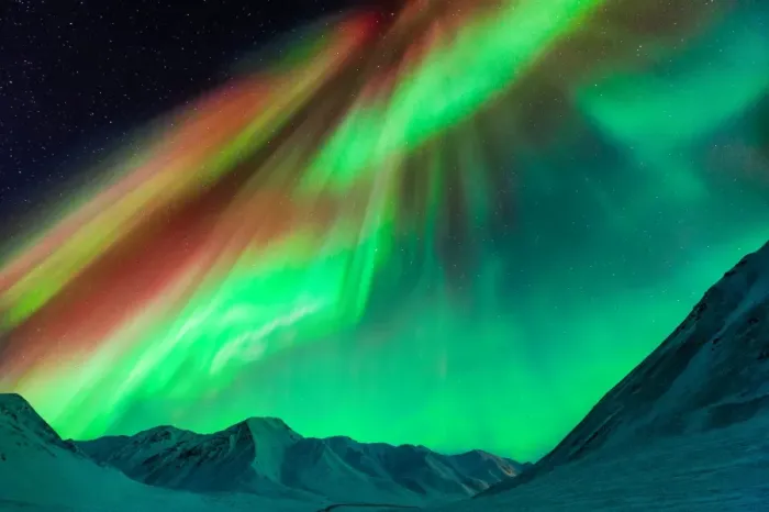 Framed Print : Gigantic Northern Lights in Alaska Framed Print : Gigantic Northern Lights in Alaska