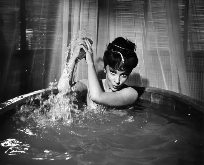 Framed Print : Gina Lollobrigida Framed Print : Gina Lollobrigida