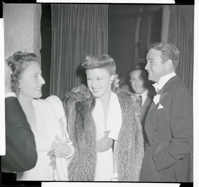 Framed Print : Ginger Rogers with Ex-Husband Lew Ayres Framed Print : Ginger Rogers with Ex-Husband Lew Ayres