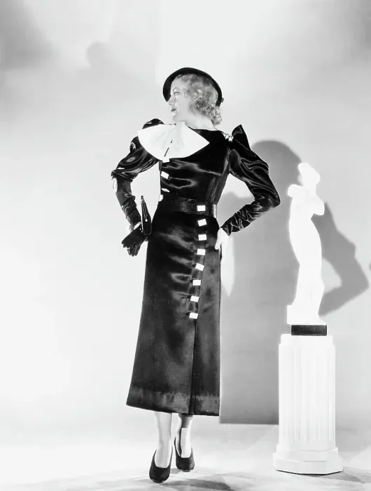 Framed Print : Ginger Rogers Wearing a Semi-Formal Frock Framed Print : Ginger Rogers Wearing a Semi-Formal Frock