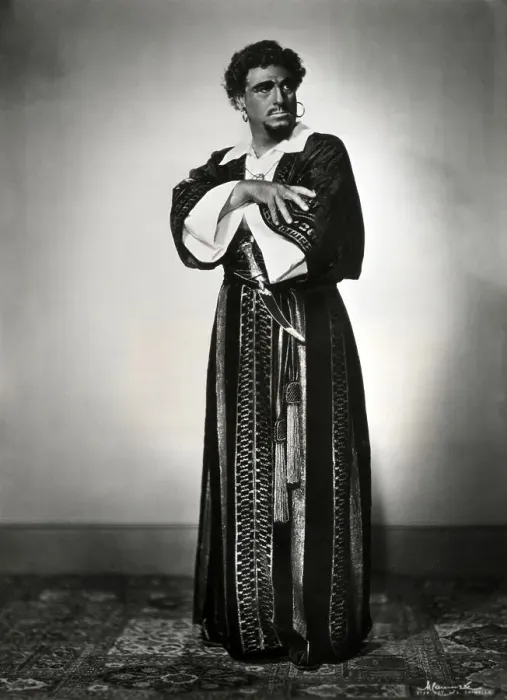 Framed Print : Giovanni Martinelli as Othello Framed Print : Giovanni Martinelli as Othello