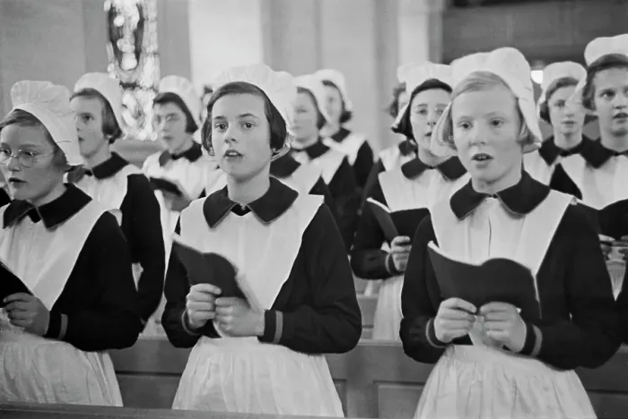 Framed Print : Girls At Foundling Hospital Framed Print : Girls At Foundling Hospital