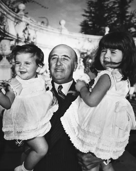 Framed Print : Girls Pose Happily In Arms Of Grandpa Framed Print : Girls Pose Happily In Arms Of Grandpa