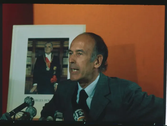 Framed Print : Giscard d'Estaing