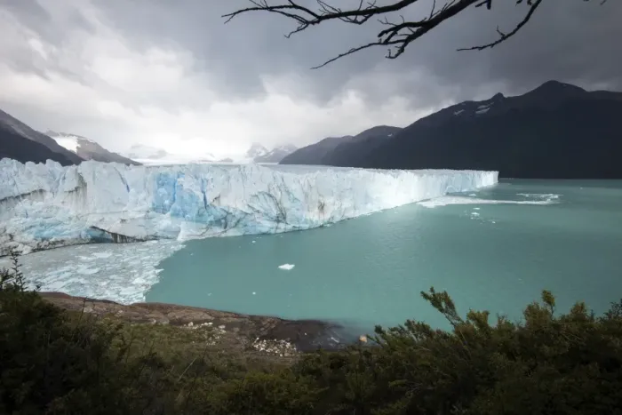 Framed Print : Glacier - Perito Moreno Framed Print : Glacier - Perito Moreno