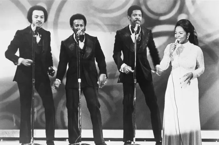 Framed Print : Gladys Knight And The Pips Framed Print : Gladys Knight And The Pips