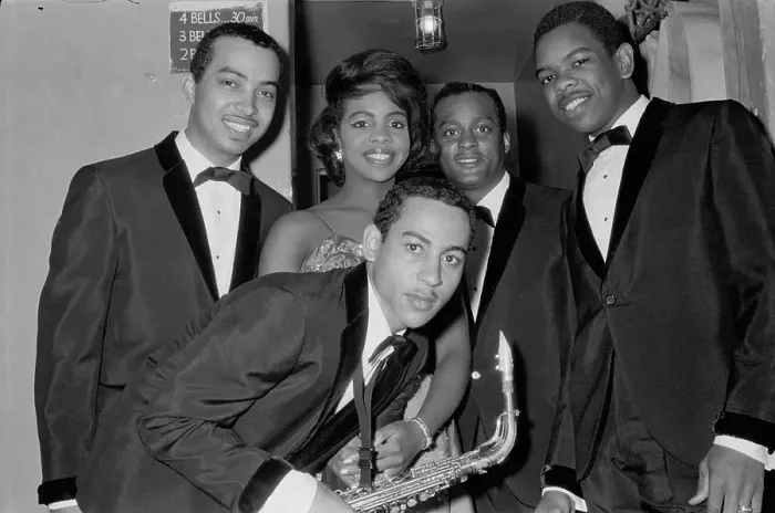 Framed Print : Gladys Knight And The Pips Framed Print : Gladys Knight And The Pips