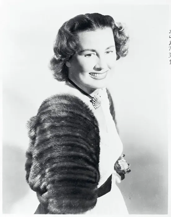Framed Print : Gladys Swarthout Posing in Fur Shawl Framed Print : Gladys Swarthout Posing in Fur Shawl