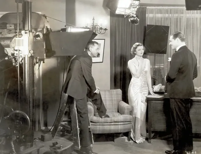 Framed Print : Glark Gable & Myrna Loy On A Movie Set Framed Print : Glark Gable & Myrna Loy On A Movie Set
