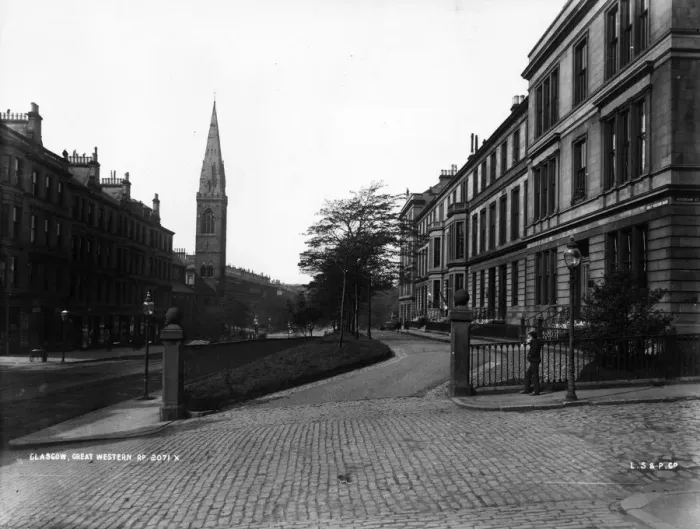 Framed Print : Glasgow Street Framed Print : Glasgow Street