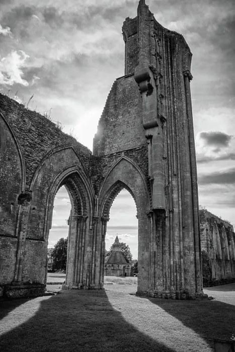 Framed Print : Glastonbury Abbey Ruins Framed Print : Glastonbury Abbey Ruins