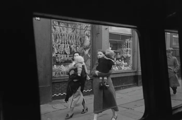 Framed Print : Glaswegian Mothers Framed Print : Glaswegian Mothers