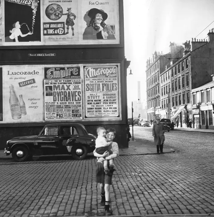 Framed Print : Glaswegian Street Framed Print : Glaswegian Street