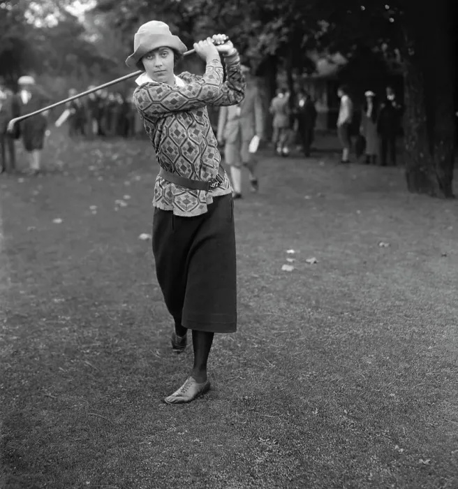 Framed Print : Glenna Collett Playing Golf at Garden City Tournament Framed Print : Glenna Collett Playing Golf at Garden City Tournament