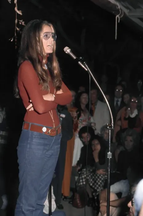 Framed Print : Gloria Steinem Attends Rally Framed Print : Gloria Steinem Attends Rally
