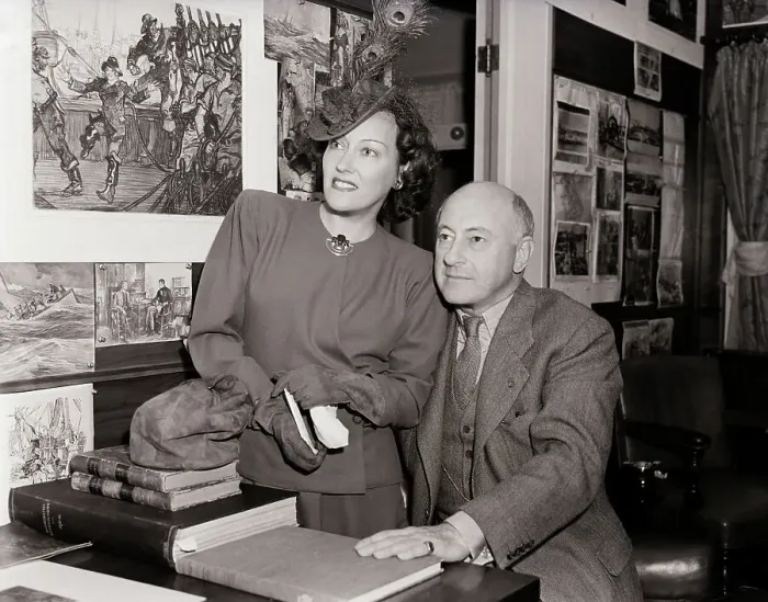 Framed Print : Gloria Swanson And Cecil B. Demille