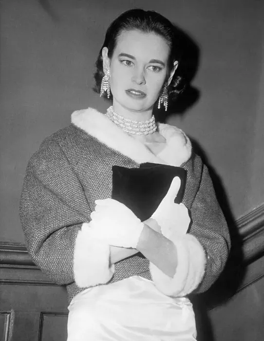 Framed Print : Gloria Vanderbilt Holding Her Purse Framed Print : Gloria Vanderbilt Holding Her Purse