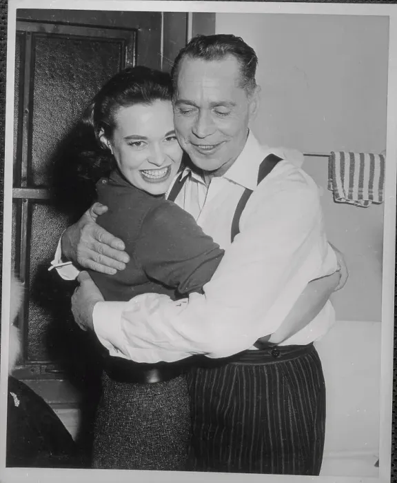 Framed Print : Gloria Vanderbilt Hugging Franchot Tone Framed Print : Gloria Vanderbilt Hugging Franchot Tone