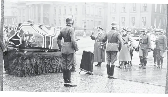 Framed Print : Goering Salutes at Hindenberg Funeral Framed Print : Goering Salutes at Hindenberg Funeral