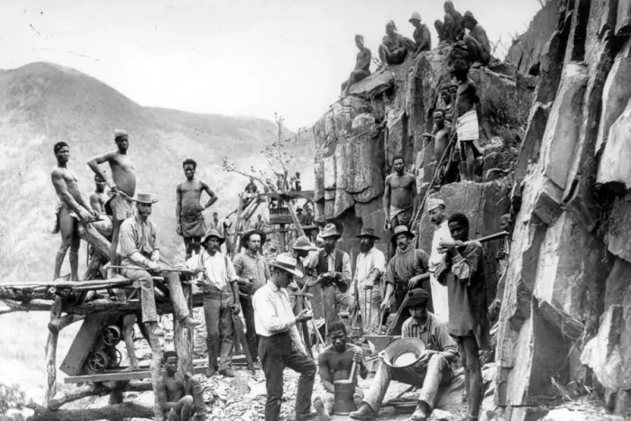 Framed Print : Gold Mine. circa 1888: African and European workers pan for gold at the Framed Print : Gold Mine. circa 1888: African and European workers pan for gold at the