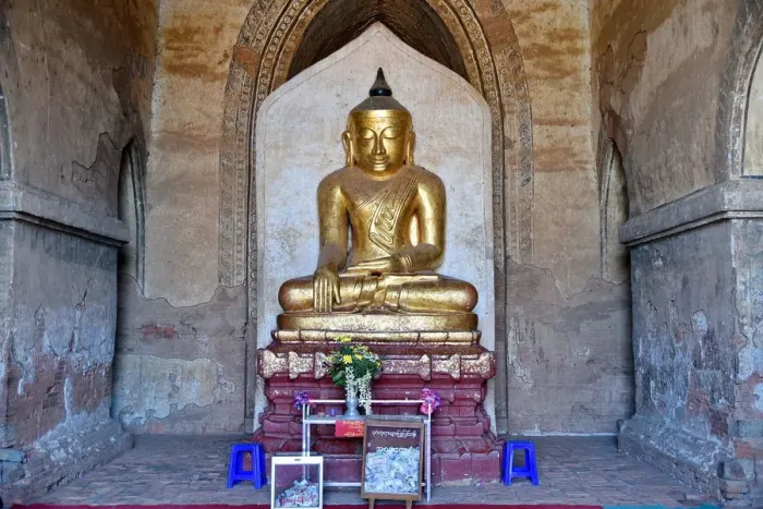 Framed Print : Gold buddha inside Dhamma Yan Gyi entrance Temple, Bagan, unesco ruins Myanmar. Asia Framed Print : Gold buddha inside Dhamma Yan Gyi entrance Temple, Bagan, unesco ruins Myanmar. Asia
