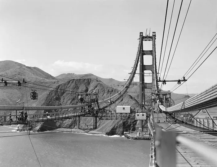 Framed Print : The Golden Gate Bridge Framed Print : The Golden Gate Bridge