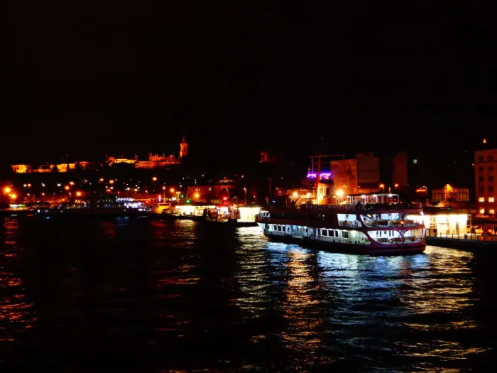 Framed Print : Golden Horn with ferry & Topkapi Palace, Istanbul Framed Print : Golden Horn with ferry & Topkapi Palace, Istanbul