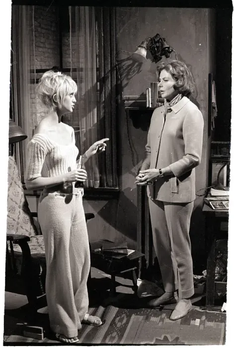 Framed Print : Goldie Hawn and Ingrid Bergman in Film Framed Print : Goldie Hawn and Ingrid Bergman in Film