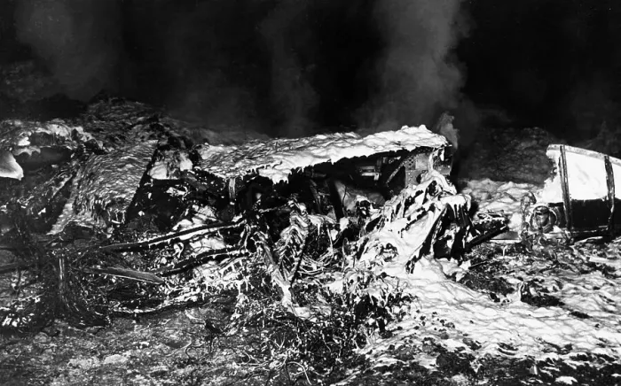 Framed Print : Goldsboro B-52 crash Framed Print : Goldsboro B-52 crash