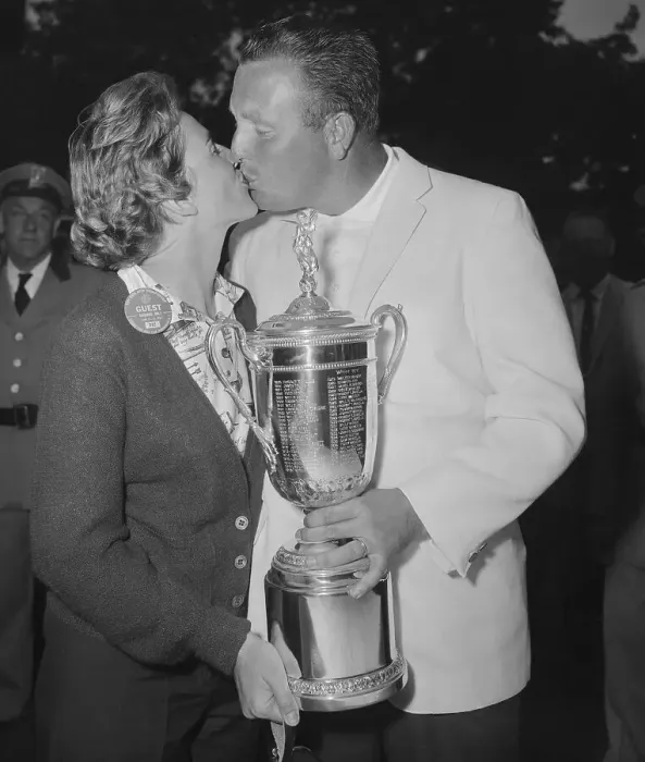 Framed Print : Golfer Billy Casper Kissing his Wife Shirley Framed Print : Golfer Billy Casper Kissing his Wife Shirley