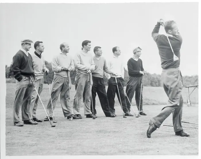 Framed Print : Golfers on the Green Framed Print : Golfers on the Green